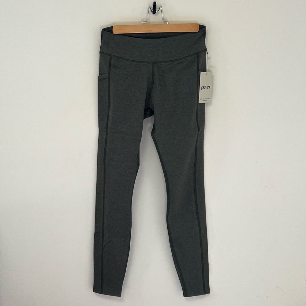 Pact Organic Pocket Legging - Picture 2 of 12